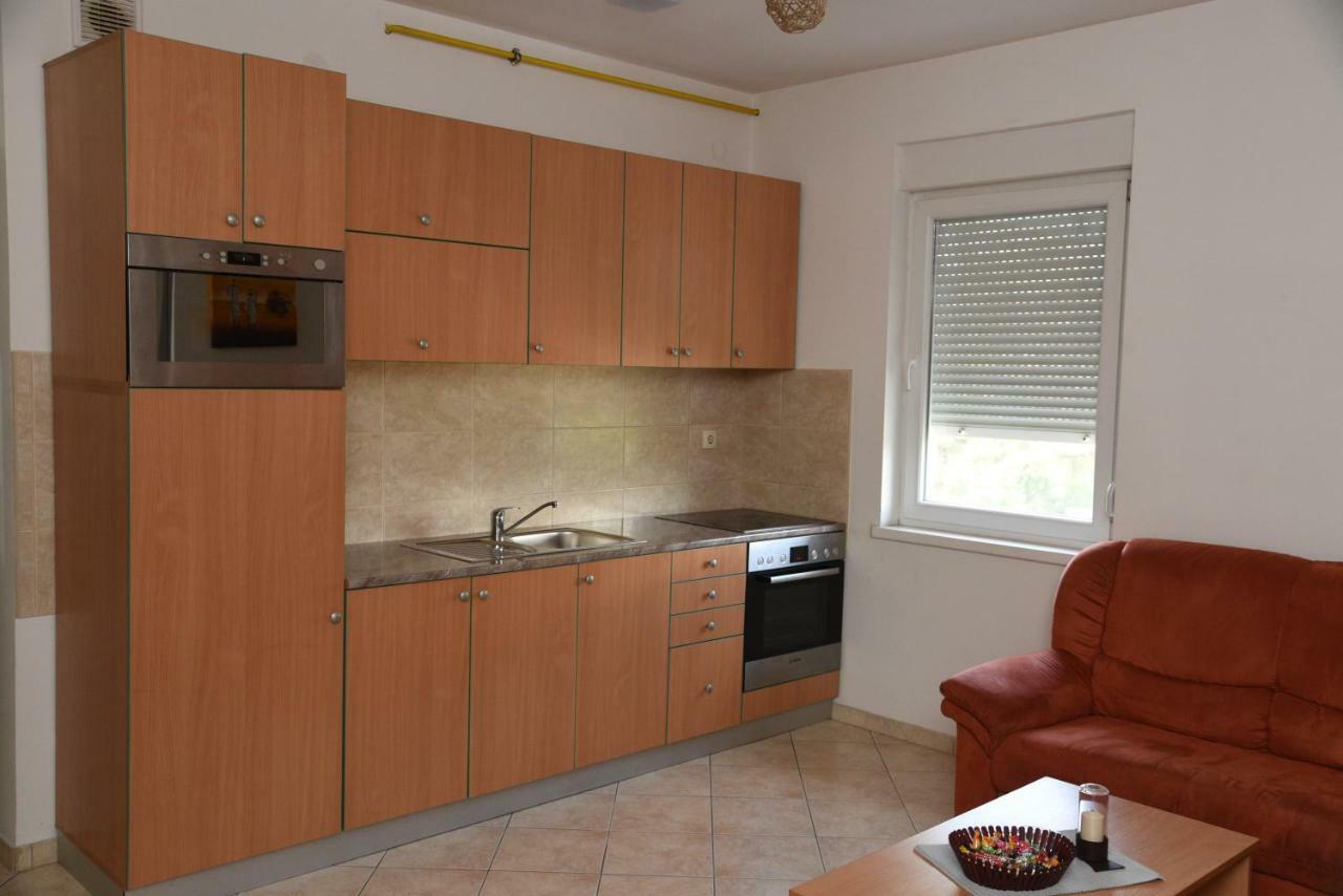 Apartmani - Vila Kovilje Banja Koviljača 외부 사진